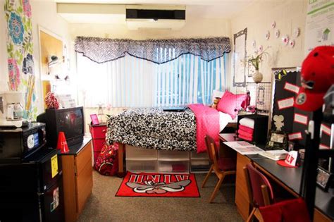 unlv dorms